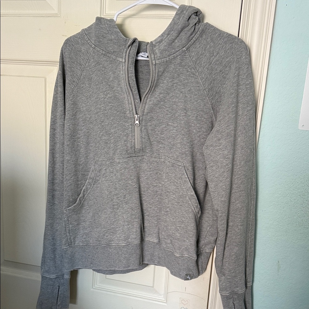 NWOT Heathered Grey 1/2 Zip Fleece Pullover